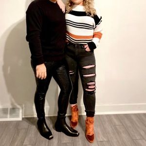 XL orange, black, & white oversized sweater